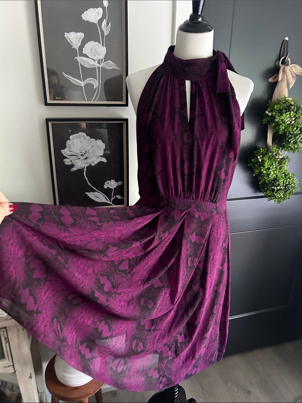 🖤💜 WHBM 12 Elegant Purple black Halter Neck sleeveless midi flowy Dress